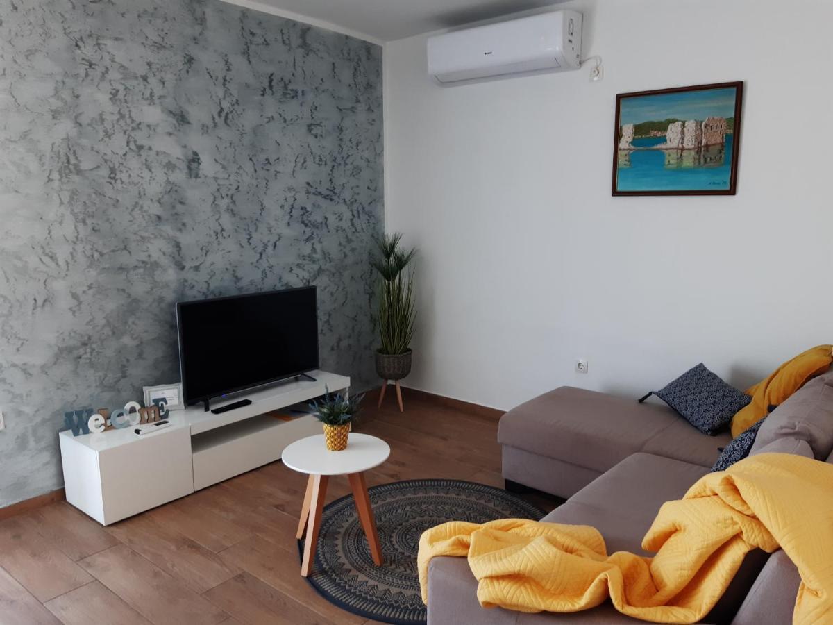 Appartement Ana I Ljubo à Sukošan Extérieur photo